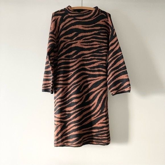 NWT Ann Taylor Sweater Dress - Size S - Picture 3 of 7